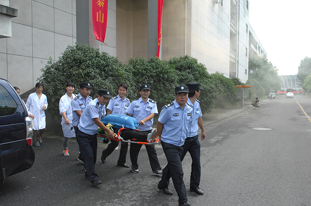 S23_0068 630.jpg