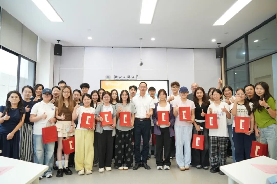 微信图片_20260924231603_101_419.jpg