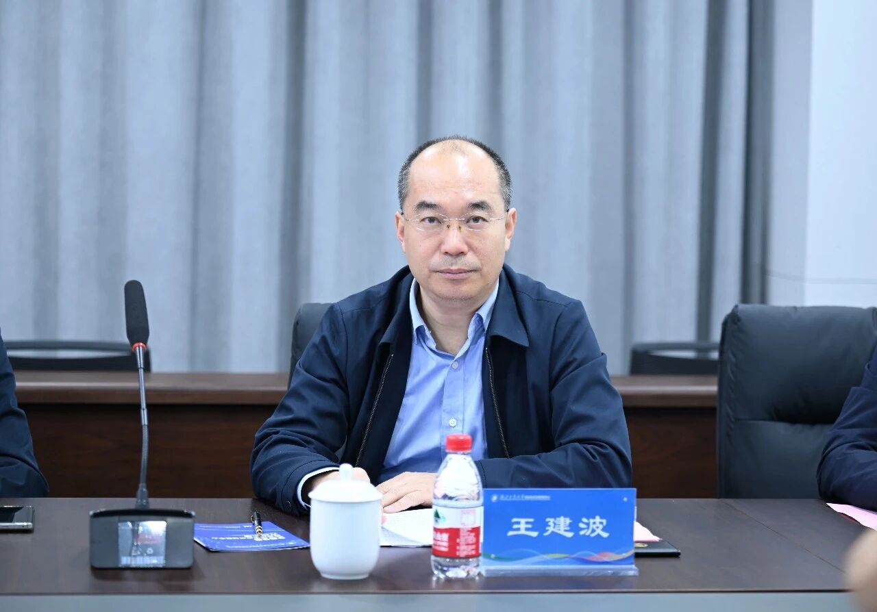 微信图片_2026-10-23_211413_098.jpg